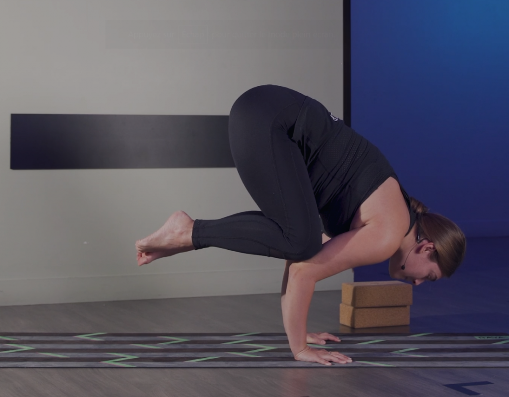 Vidéo Transition bakasana – tripode – chaturanga