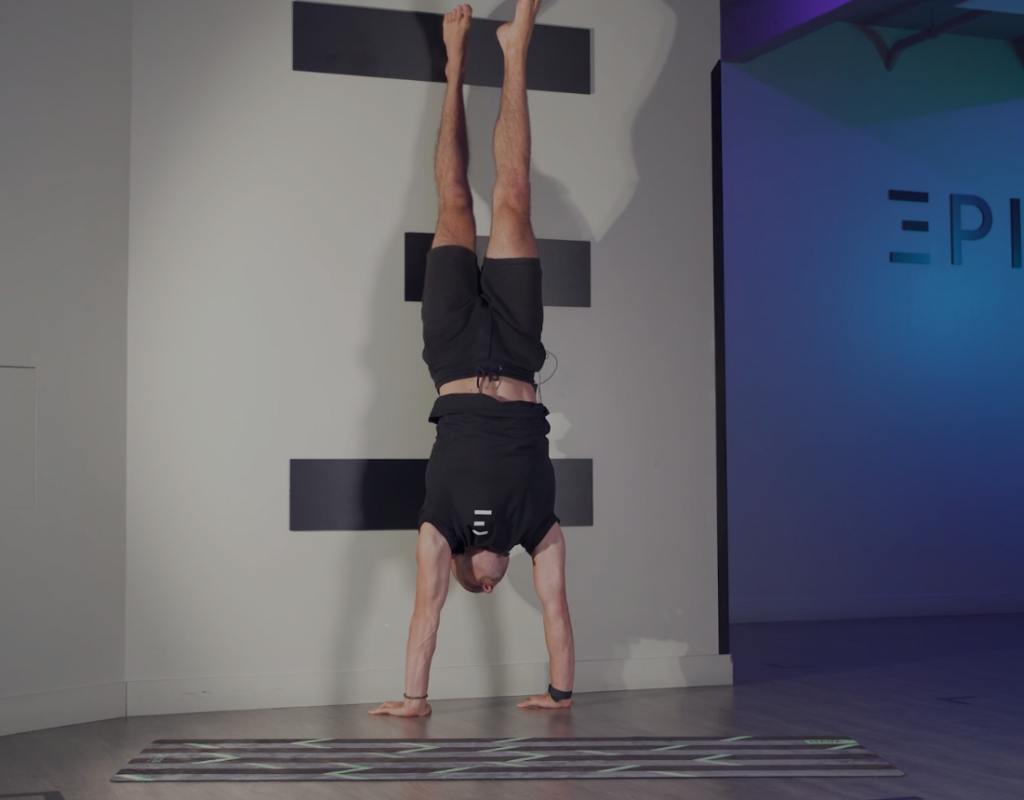 Vidéo Trouver son équilibre en handstand